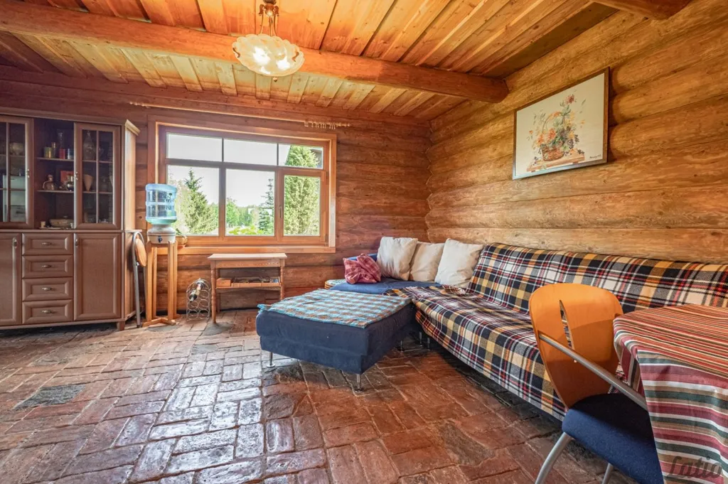 Séjour - Wooden Cottage with Lake View in Cēsis District