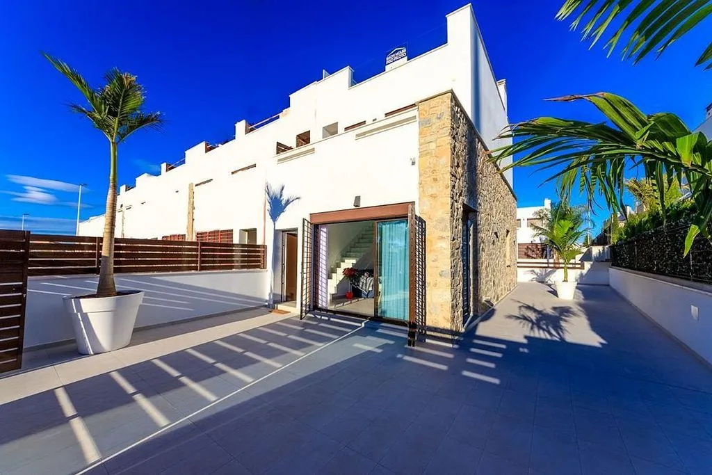 Välivaade - Residential Complex with Private Pool in Pilar de la Horadada