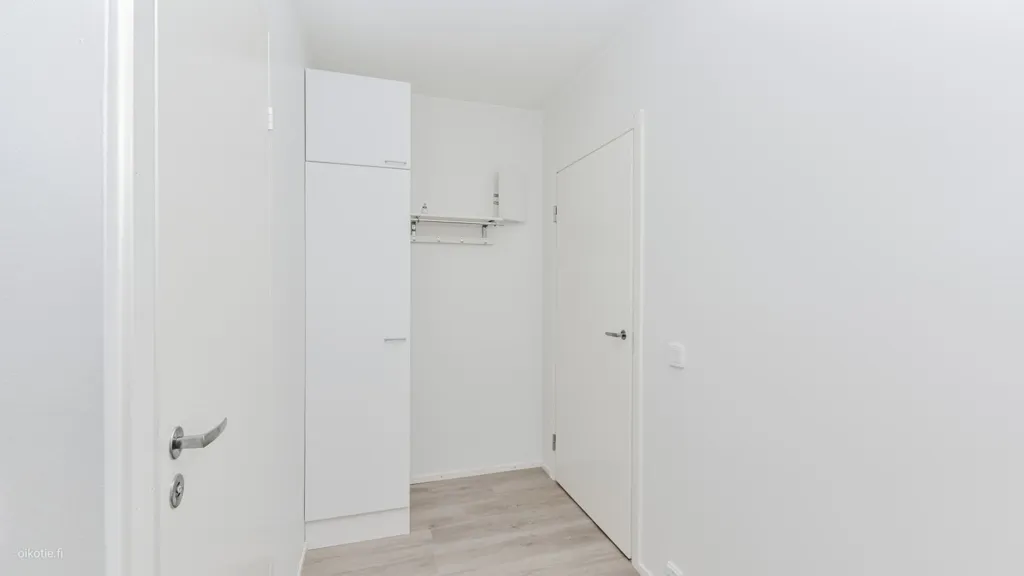 Ingresso - Apartment with Garden in Soukka, Espoo