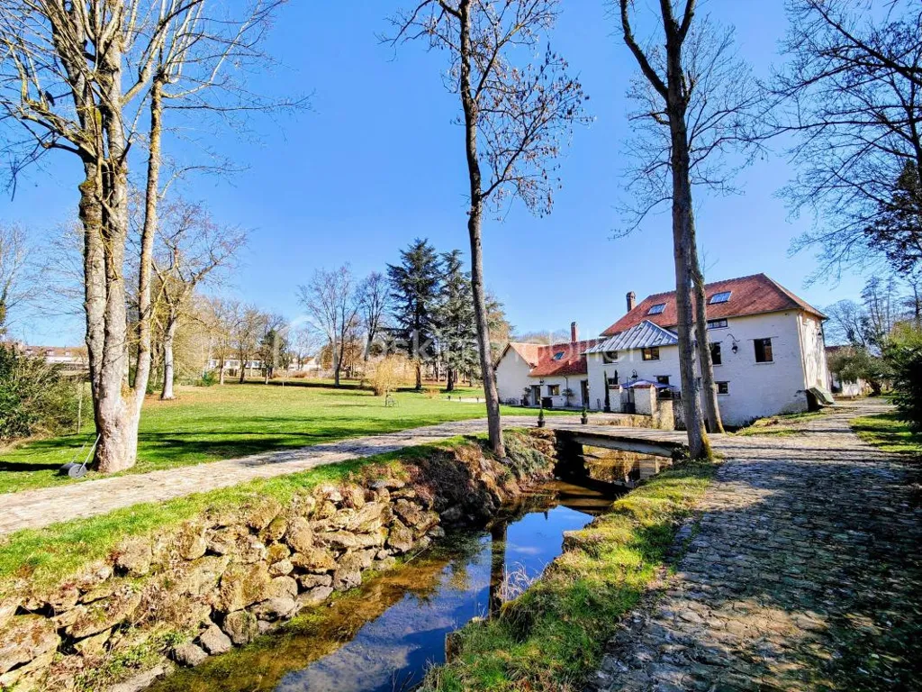 Jardin - Moulin Rénové avec Parc à Houdan