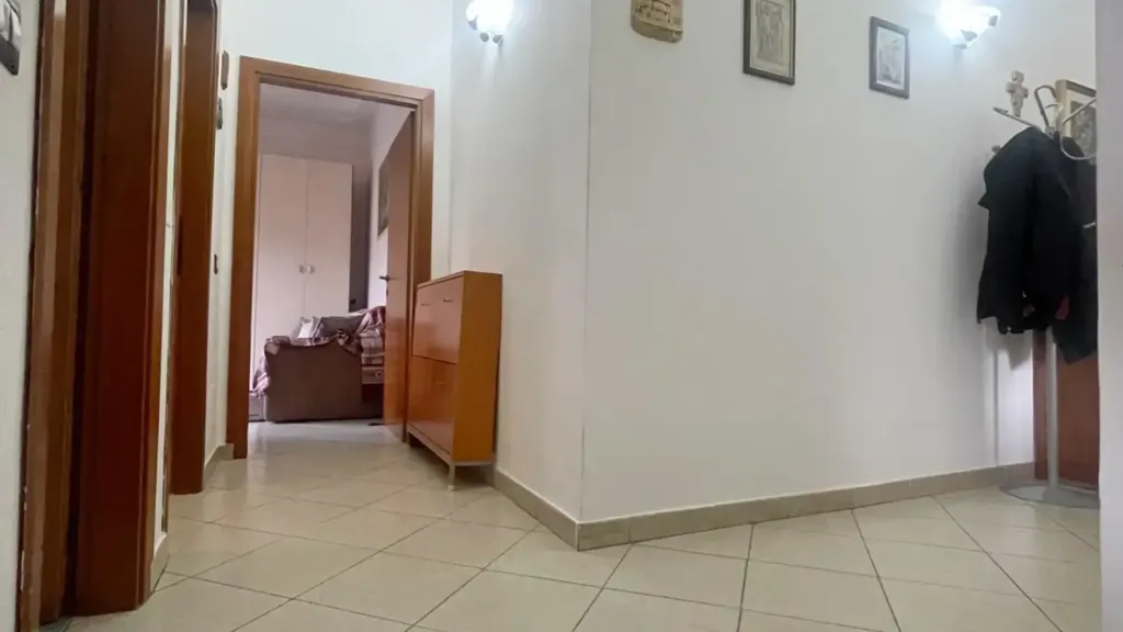 hallway_entrance