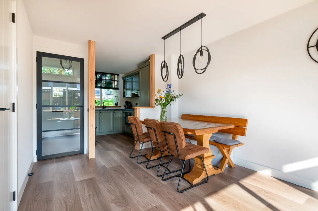 Söögituba - Modern Family Home with Garden in Ede