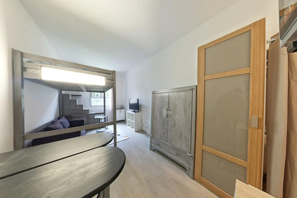 Magamistoad - Refurbished Studio near Houilles Station