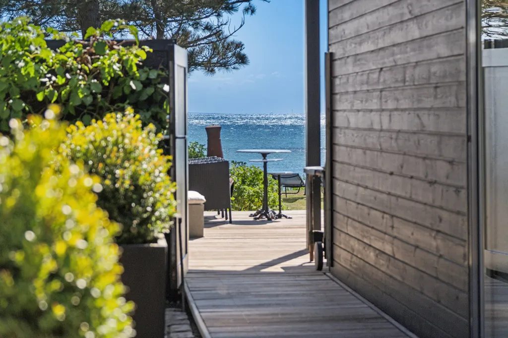 Terrass - Architect-Designed Summerhouse with Storebælt View