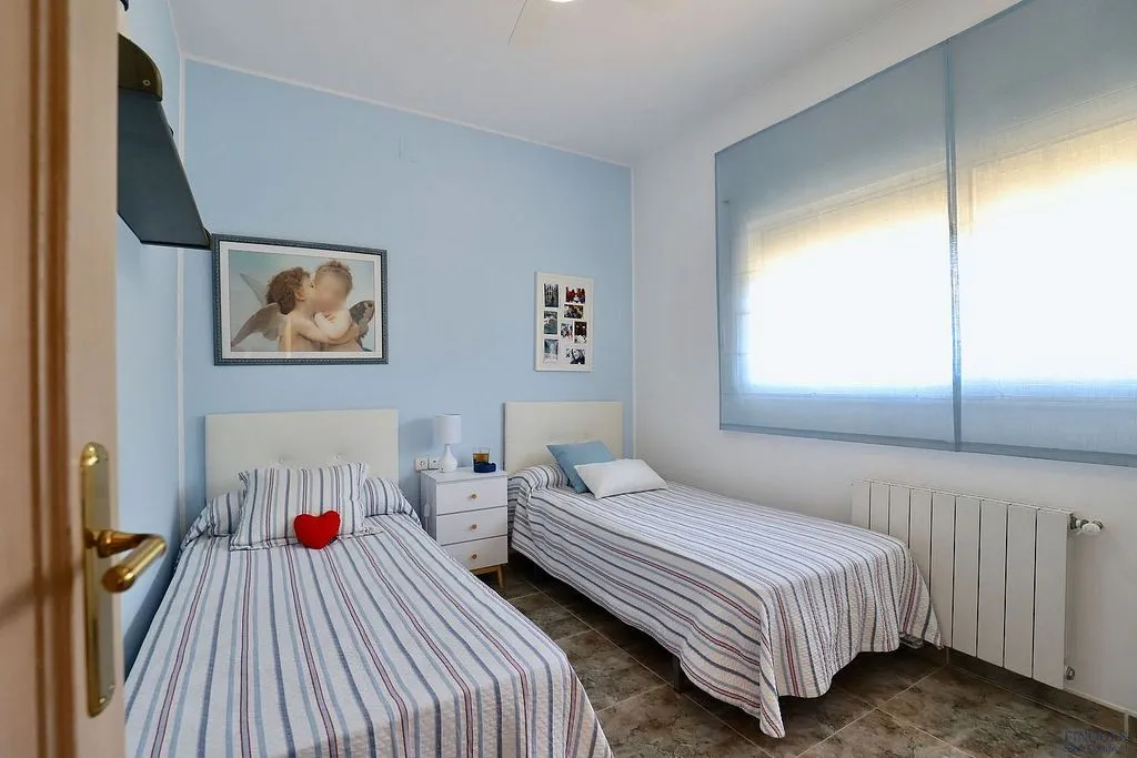Chambres - Villa with Pool and Buildable Plot in Caldes de Malavella