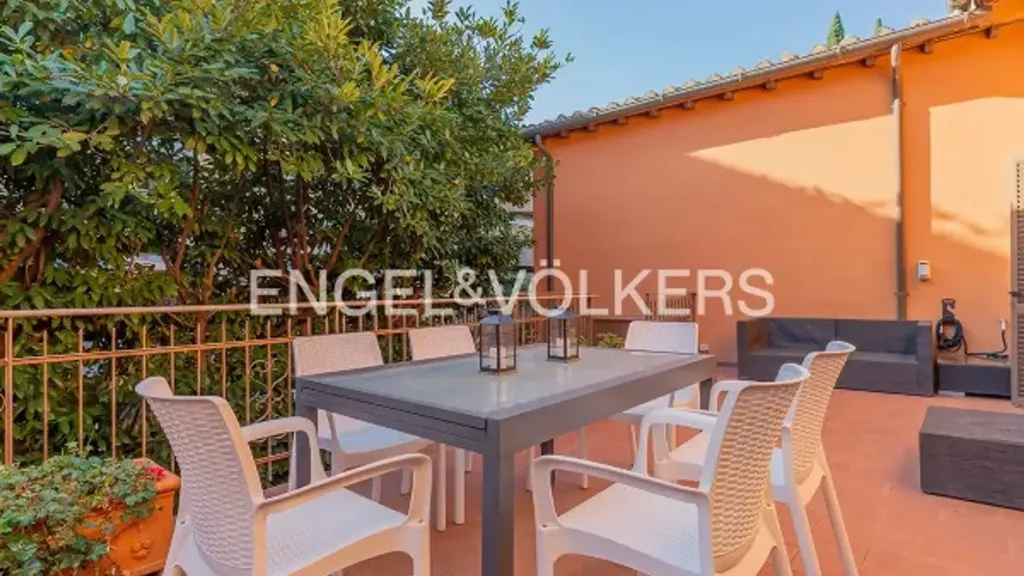 Terrasse - Historic Villa with Garden in Villa Bonelli, Rome
