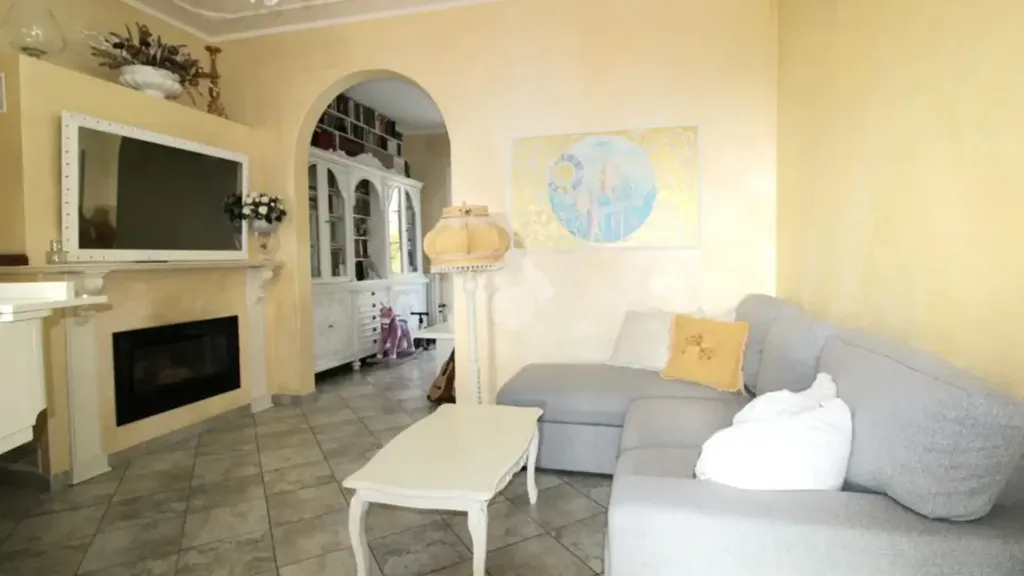 Living Room - Rustic Villa with Garden in Cesena