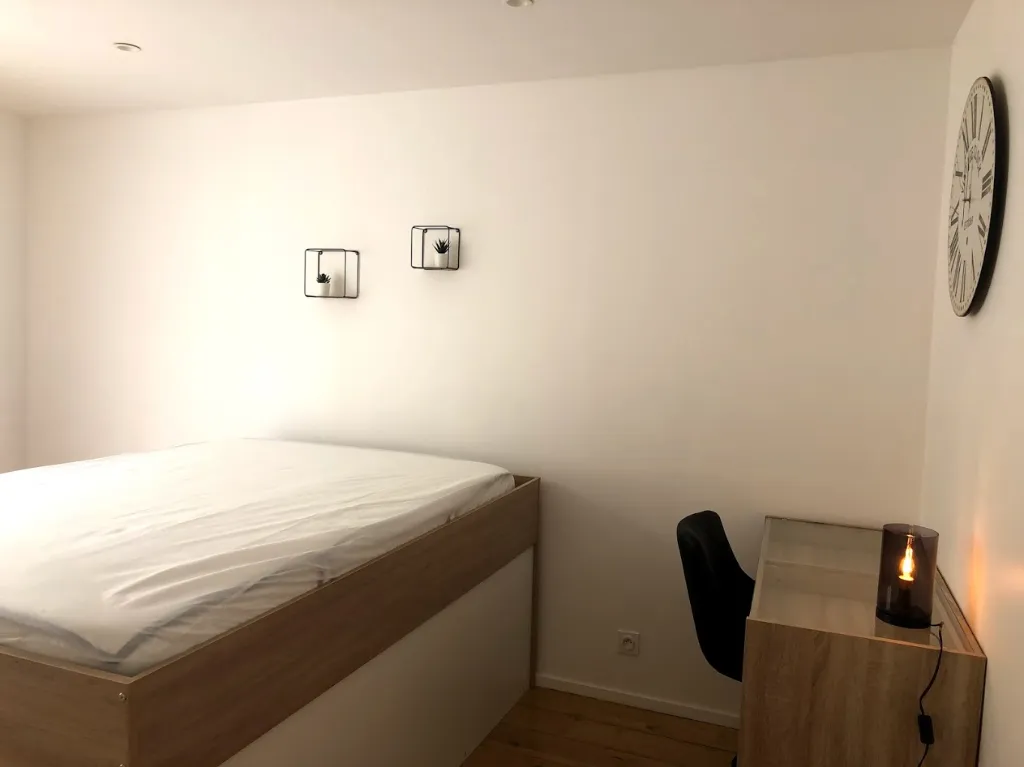 Magamistoad - Duplex Apartment with Renovated Kitchen in Brest