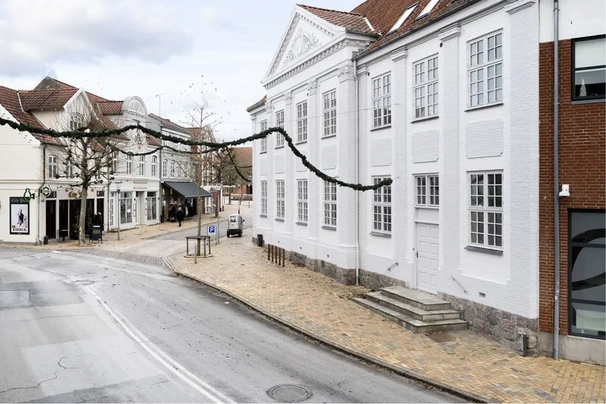 Extérieur - Commercial Property with Central Location in Ringe