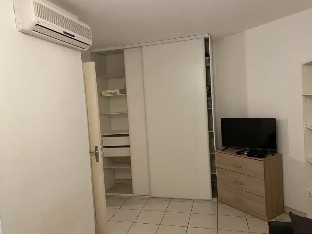 Camere da letto - Studio with Balcony in Saint-Denis