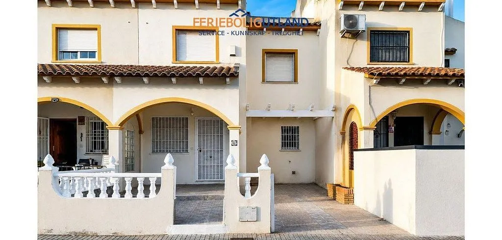 Extérieur - Terraced Semi-Detached with Pool in Cabo Roig