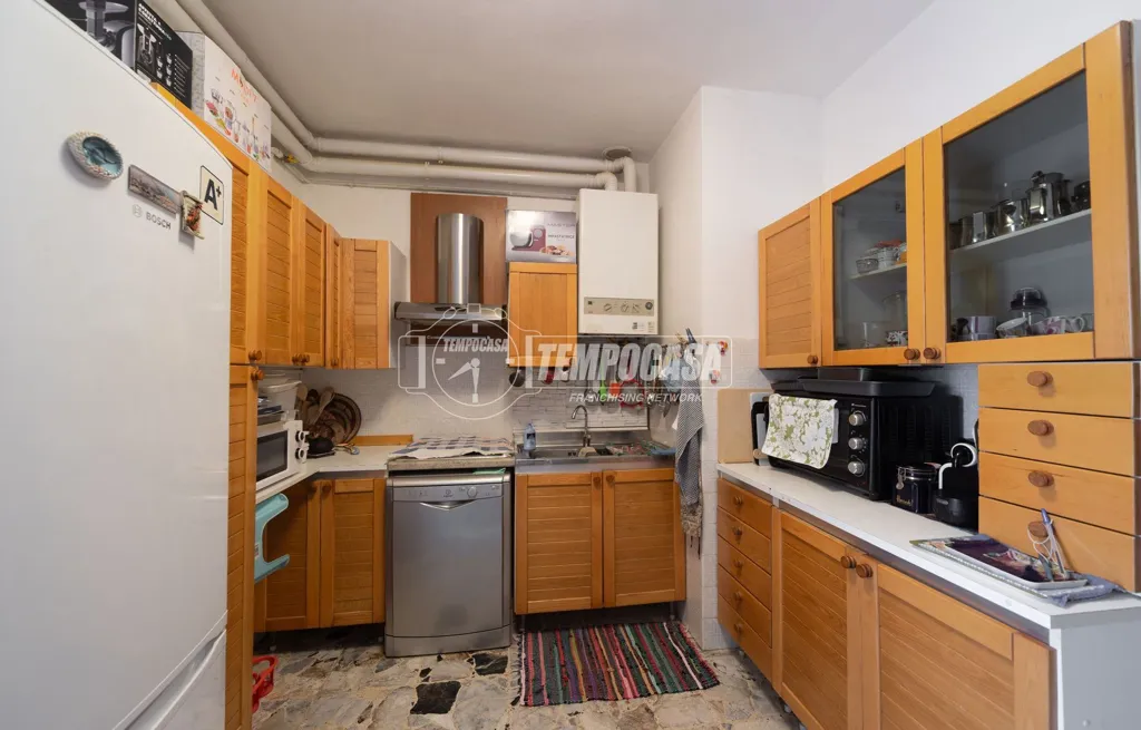 Köök - Apartment with Balcony in Central Bulciago