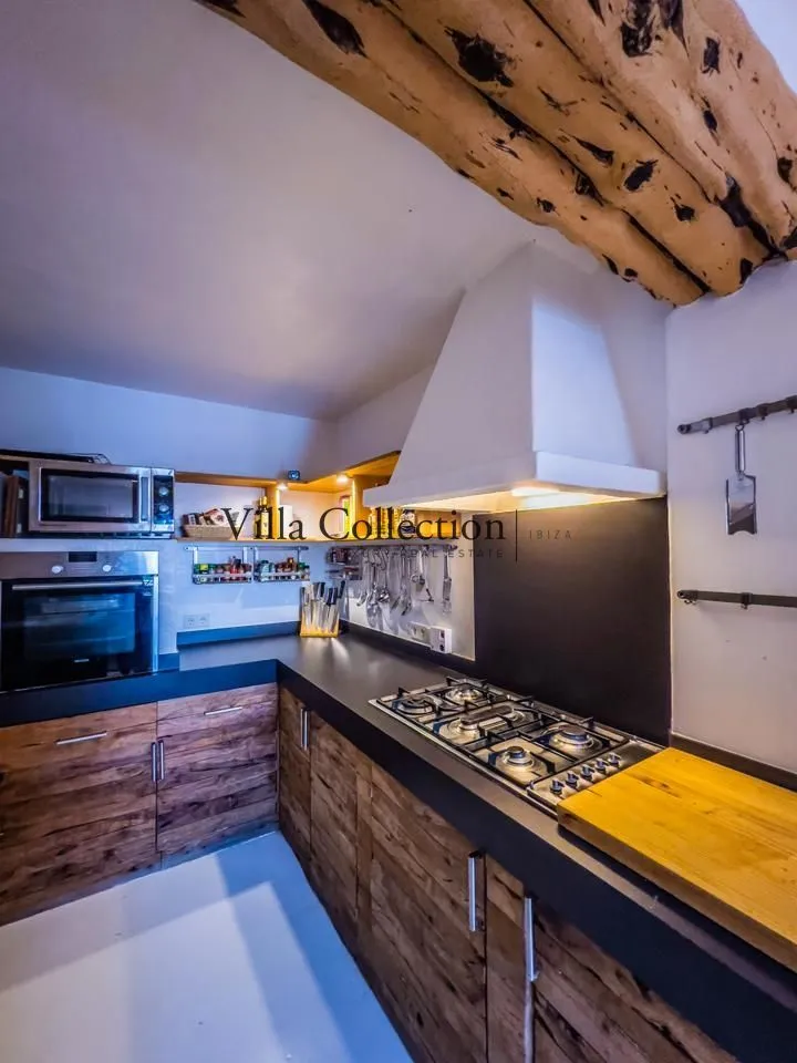 Cuisine - Luxury Villa with Sea View in Cap Martinet