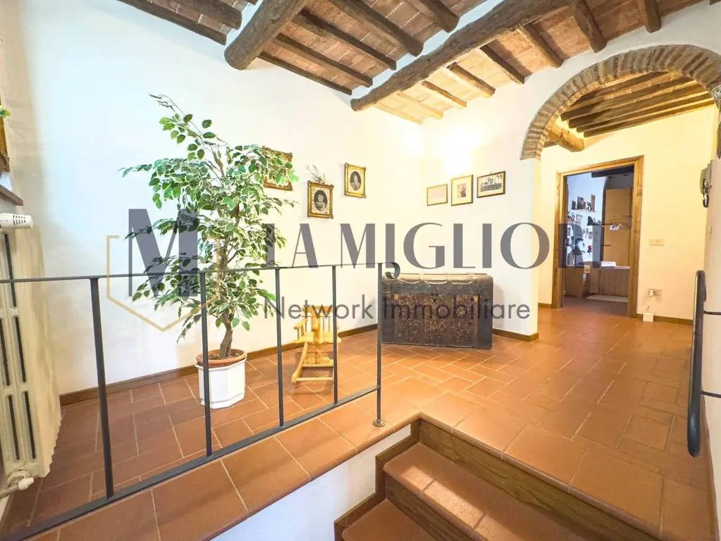 Entrée - Rustic Villa with Olive Grove in Serravalle Pistoiese