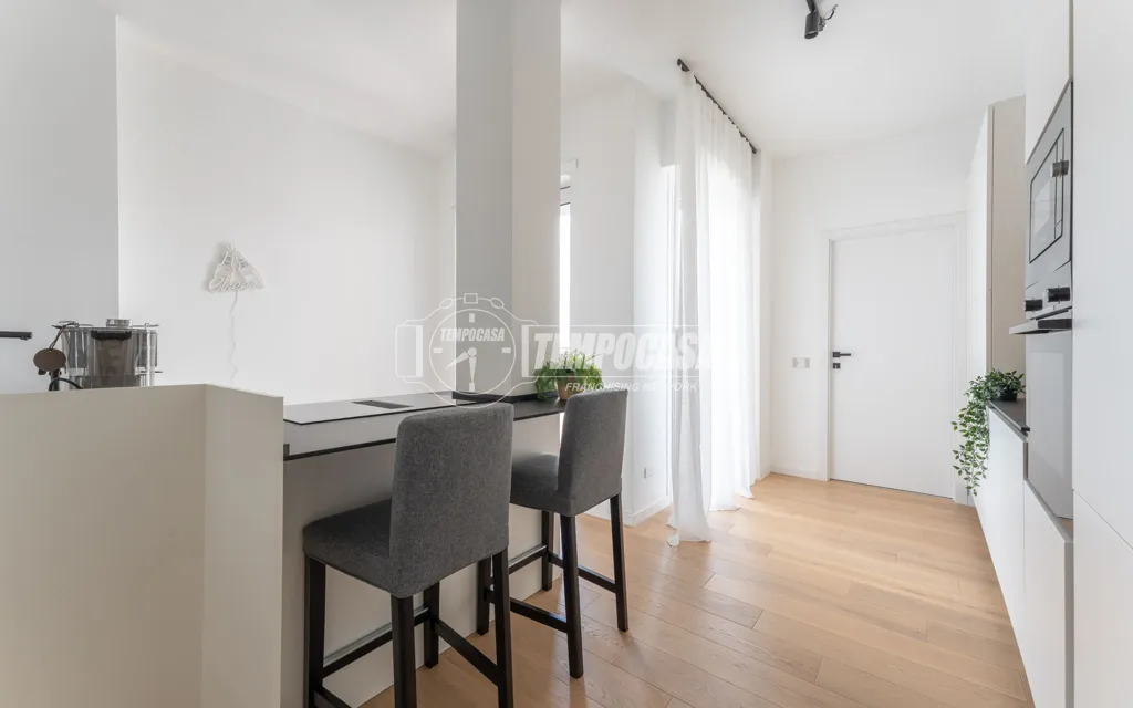 Cuisine - Rustic-Style Apartment with Balcony in Milan