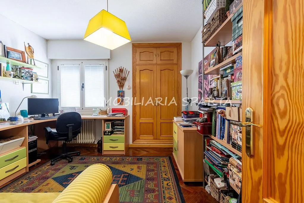 Bureau - Charming Duplex with Terrace in City Centre