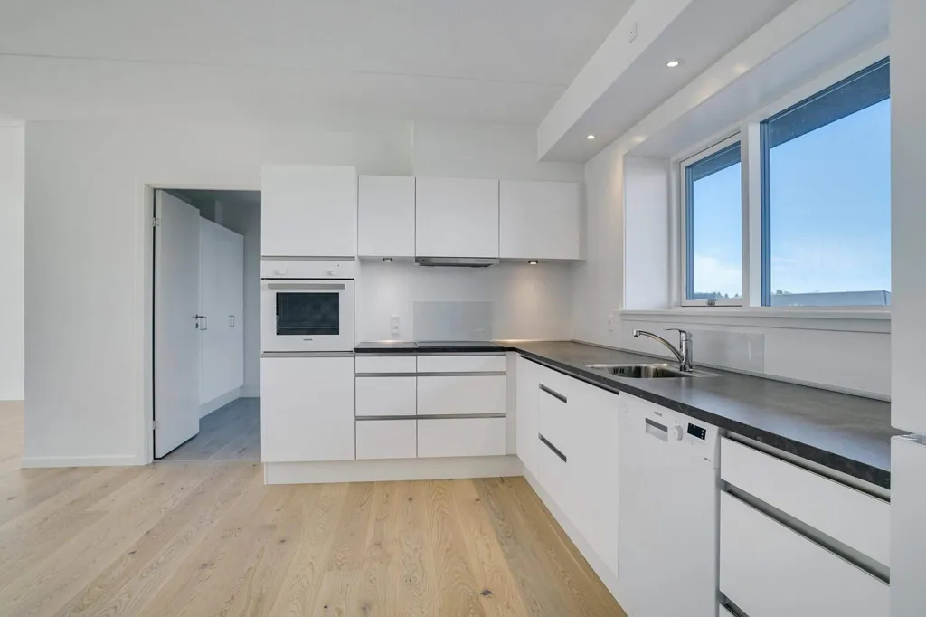 Cuisine - Modern Apartment with Terrace in Brønderslev