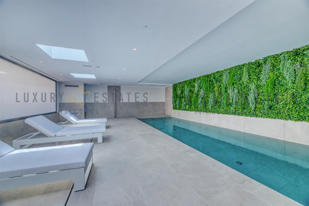 Piscine - Luxury Duplex Penthouse with Pool at Palma Harbor