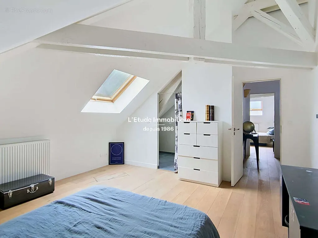 Chambres - Duplex de 7 Pièces avec Terrasse à Lyon 4ème