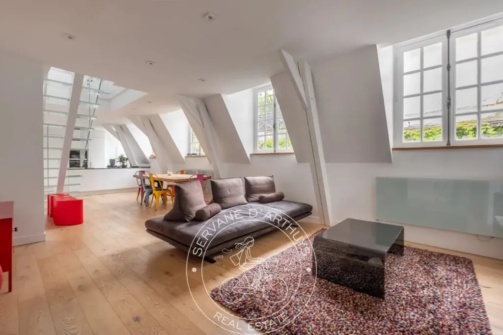 Séjour - Triplex Charmant dans Hôtel Particulier à Paris 3 - Archives
