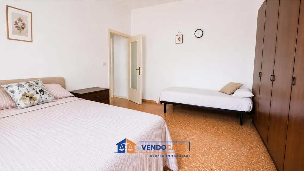 Magamistoad - Central Triplex with Balcony in Imperia