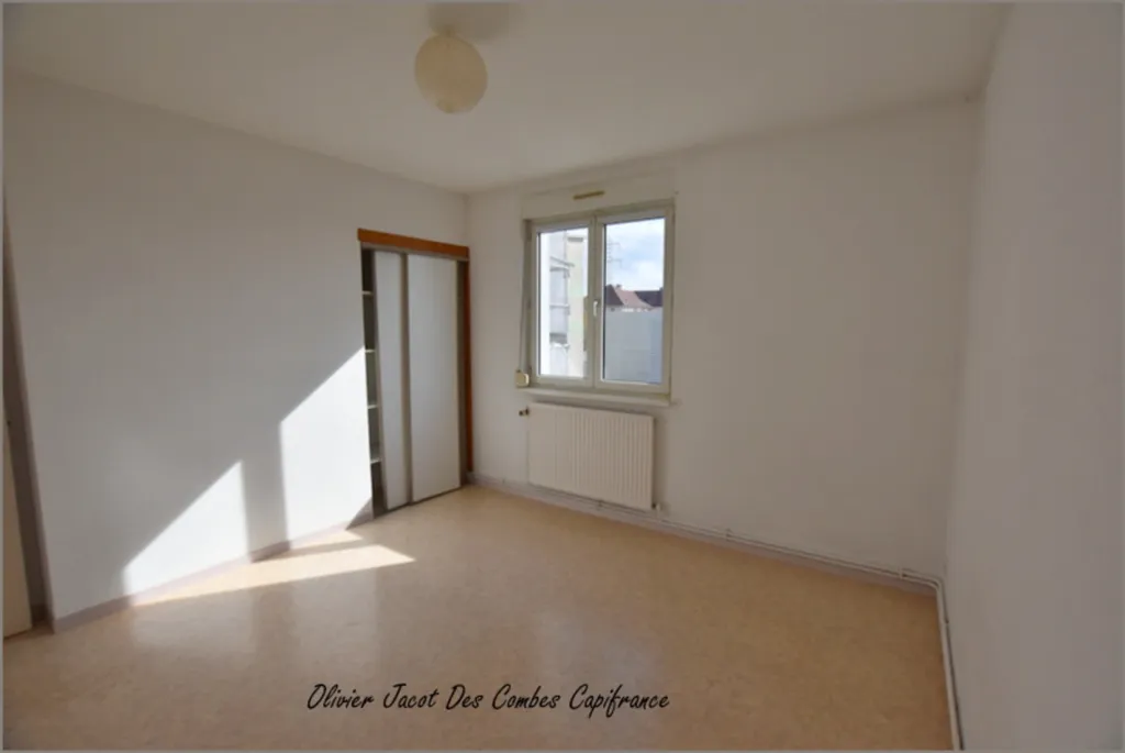 Pièces - Appartement Lumineux avec Balcon à Montbéliard