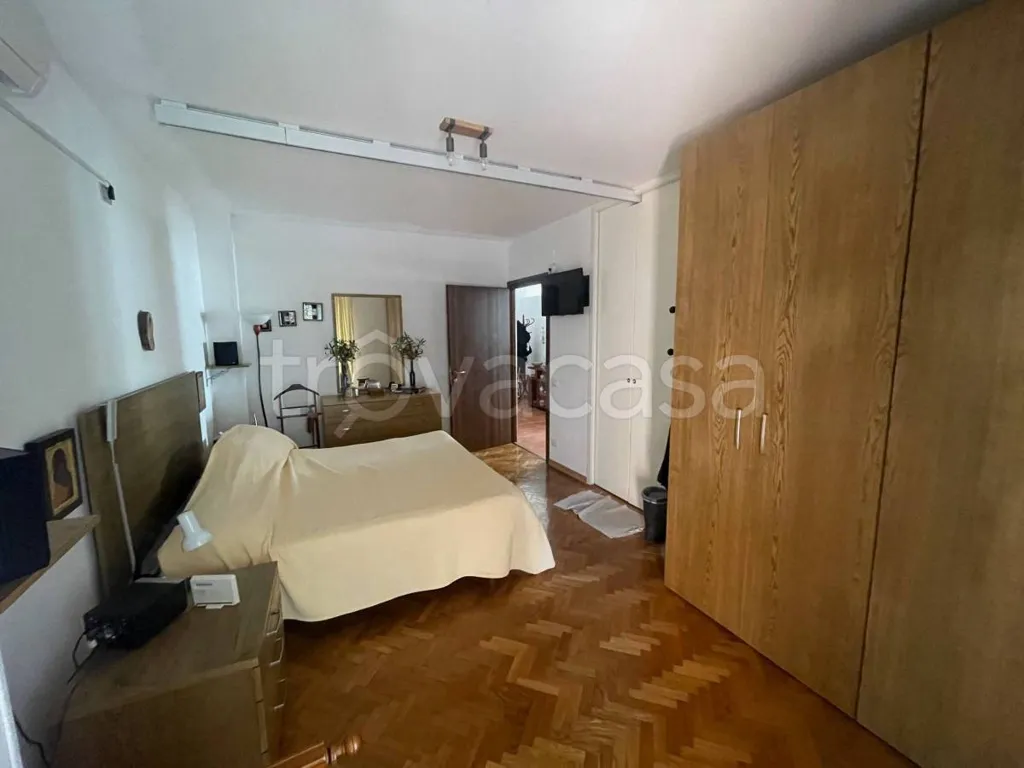 Magamistoad - Rear-Accessed Apartment with Garden in Perugia