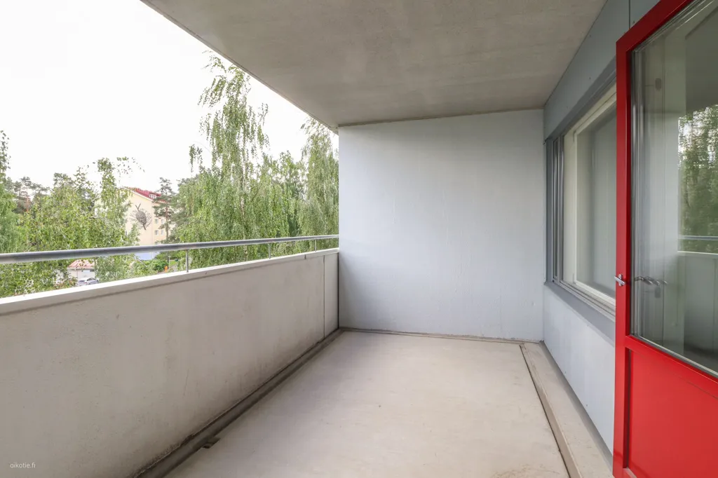 Balcon - Spacious Apartment with Balcony in Intiö, Oulu