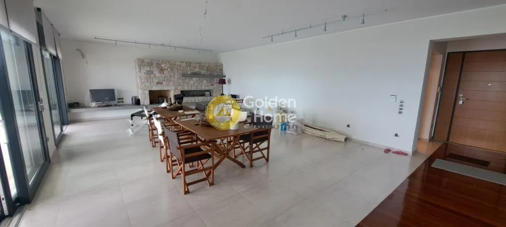 4-room house in GR