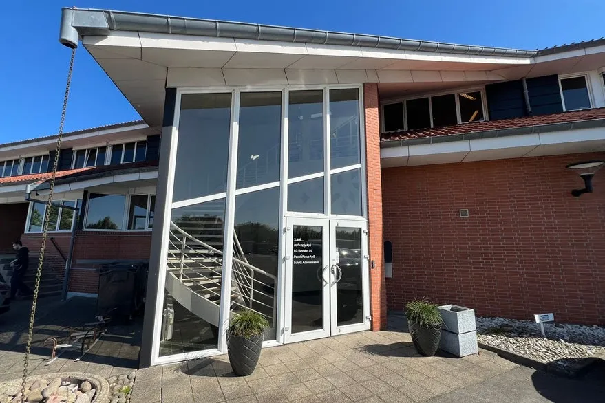 Välivaade - Modern Office Space near E45 in Nørresundby
