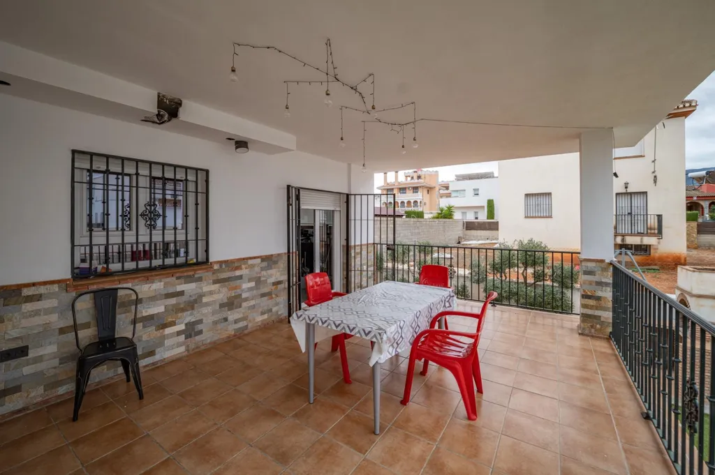Terrass - Chalet with Pool and Terrace in Otura