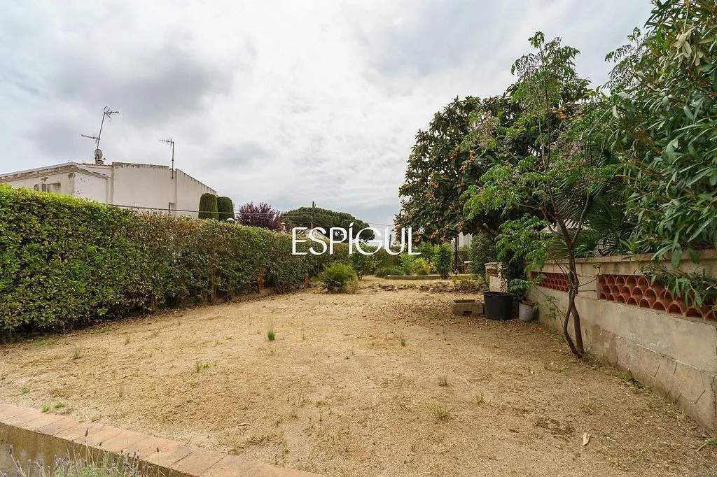 Jardin - Chalet with Pool and Terrace in Alella