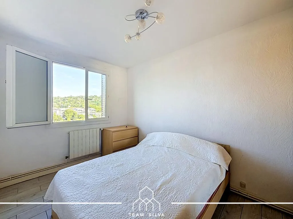 Camere da letto - T3 Flat with Balcony and View in Sainte Colombe