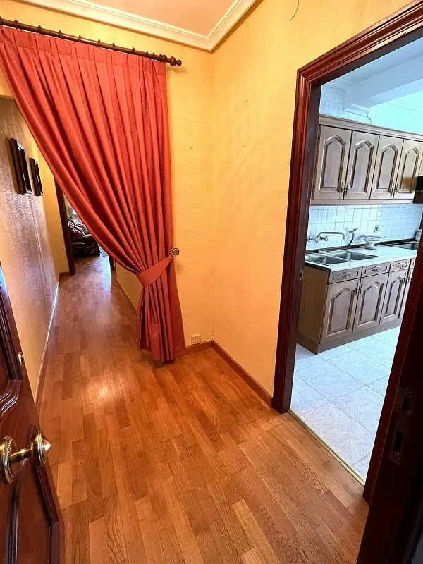 hallway_entrance