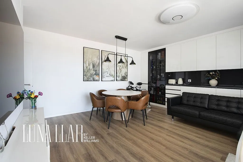 Sala da pranzo - Modern Flat with Pool in Cornellà de Llobregat
