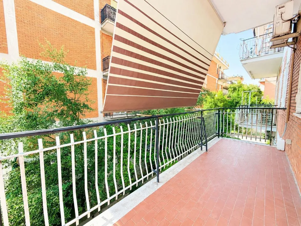 Balcony - Rented Apartment with Balconies in Rome