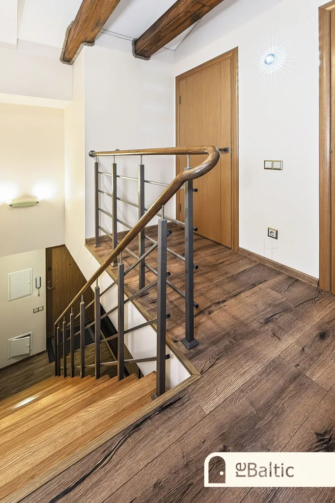 Pièces - Two-Storey Apartment with Fireplace in Burbiškės