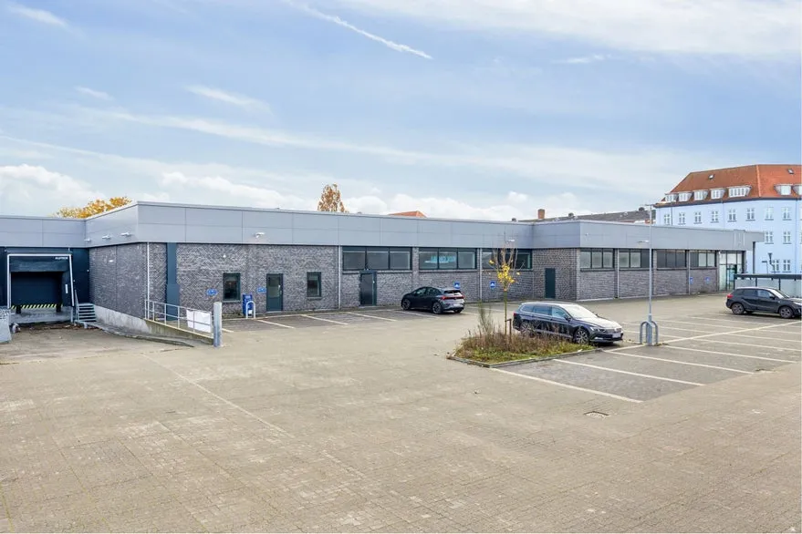 Ärihoone asukohas Kalundborg
