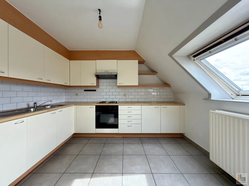 Cuisine - Dakappartement avec Terrasse et Garagebox à Wondelgem