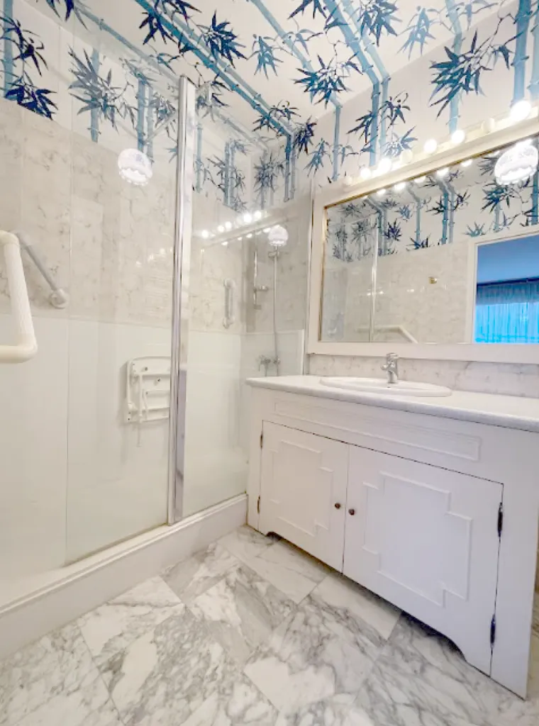 Salles de bain - Appartement avec Loggia et Vue Dégageée au Chesnay