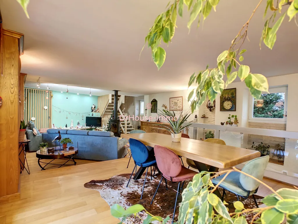 Elutuba - Spacious House with Studio and Garden in Périgueux