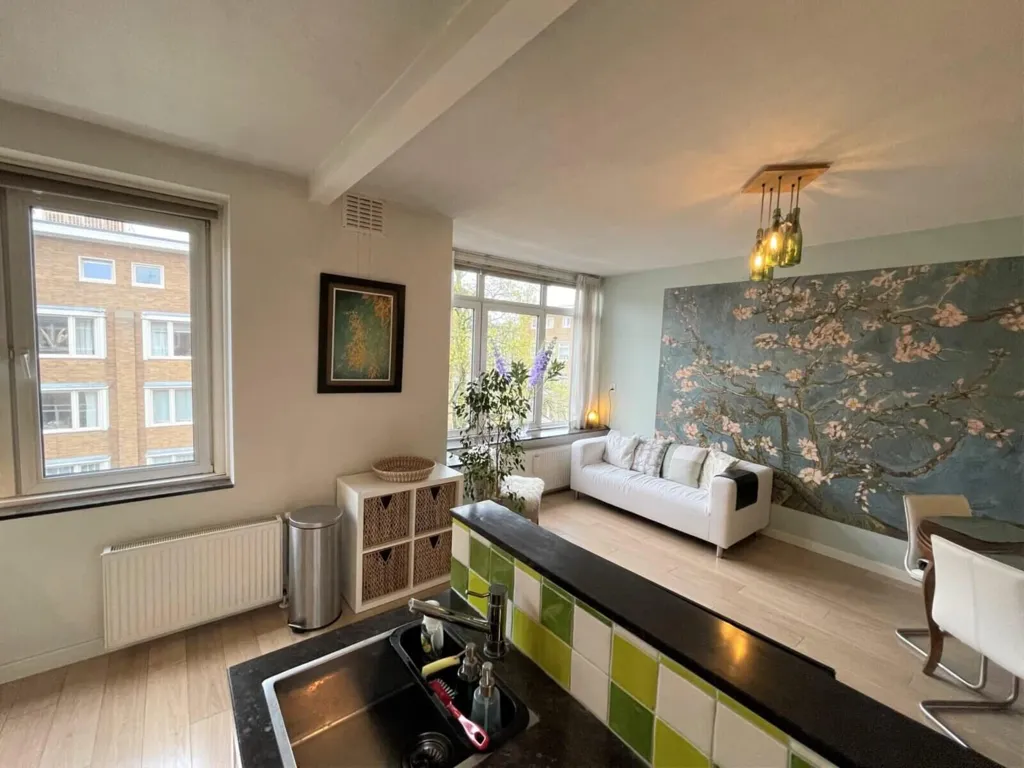 Séjour - Furnished Apartment with Balcony in Amsterdam