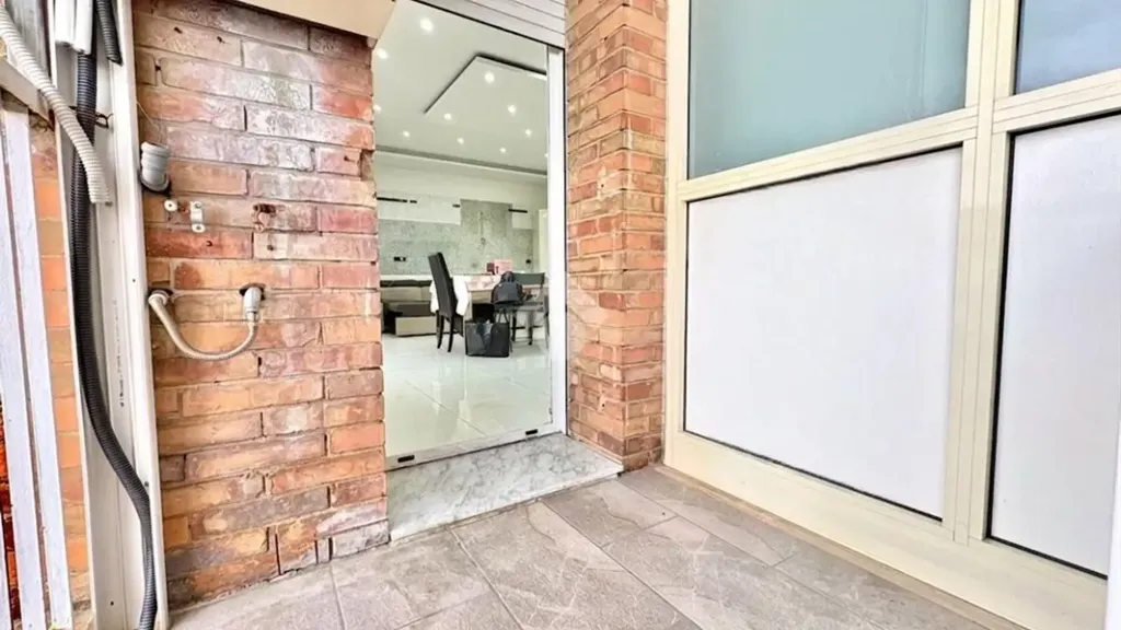 Entrée - Panoramic Apartment with Balcony in Naples
