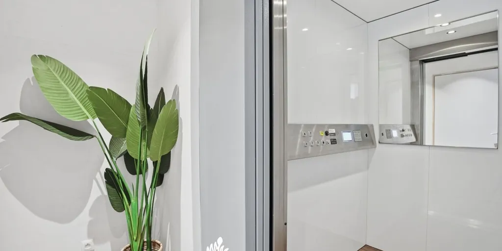 Vannitoad - Modern Apartment with Lift in Roeselare