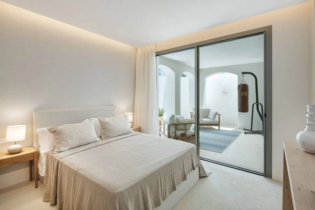 Chambres - Mediterranean Villa with Mountain Views in Marbella