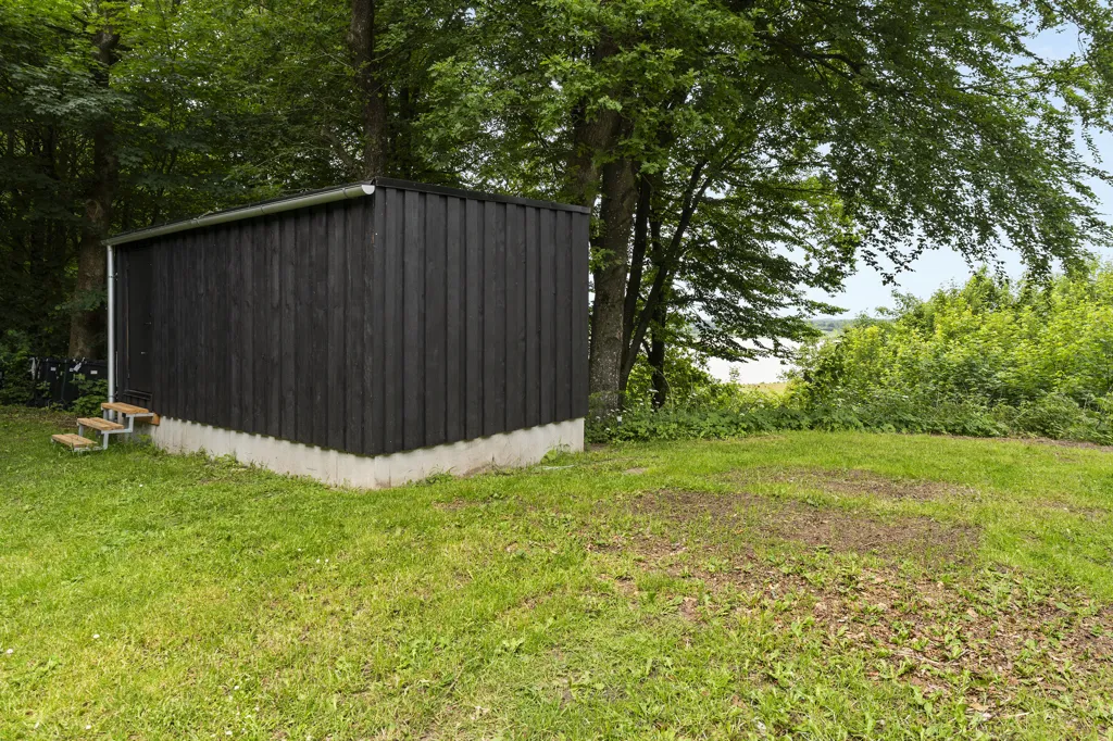 Giardino - Modernised Holiday Home with Lake View in Dons