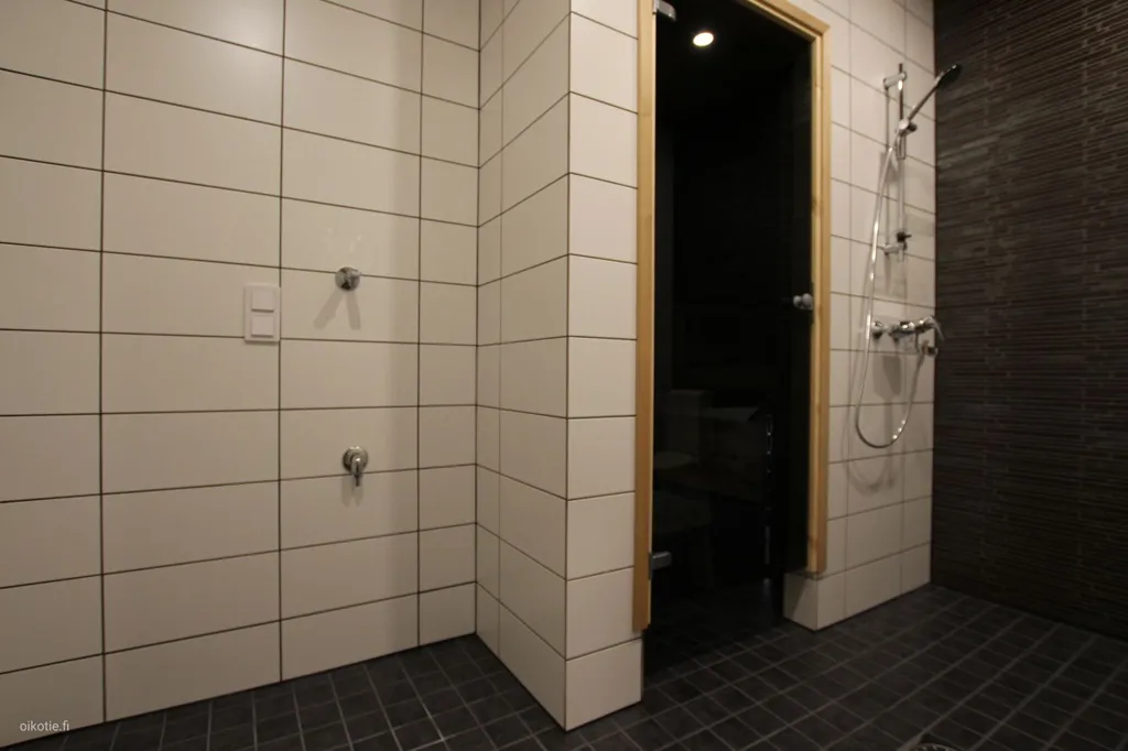 Salles de bain - Modern Flat with Garden View in Käpylä, Kankaanpää