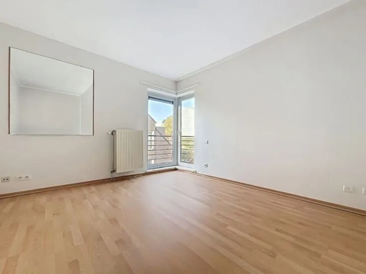 Toad - Flat with Terrace in Urban Area