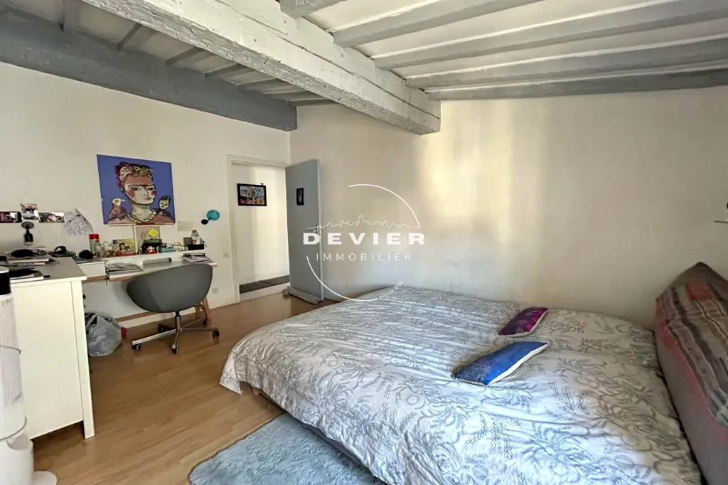 Magamistoad - Charming Townhouse in Montpellier's Historic Centre