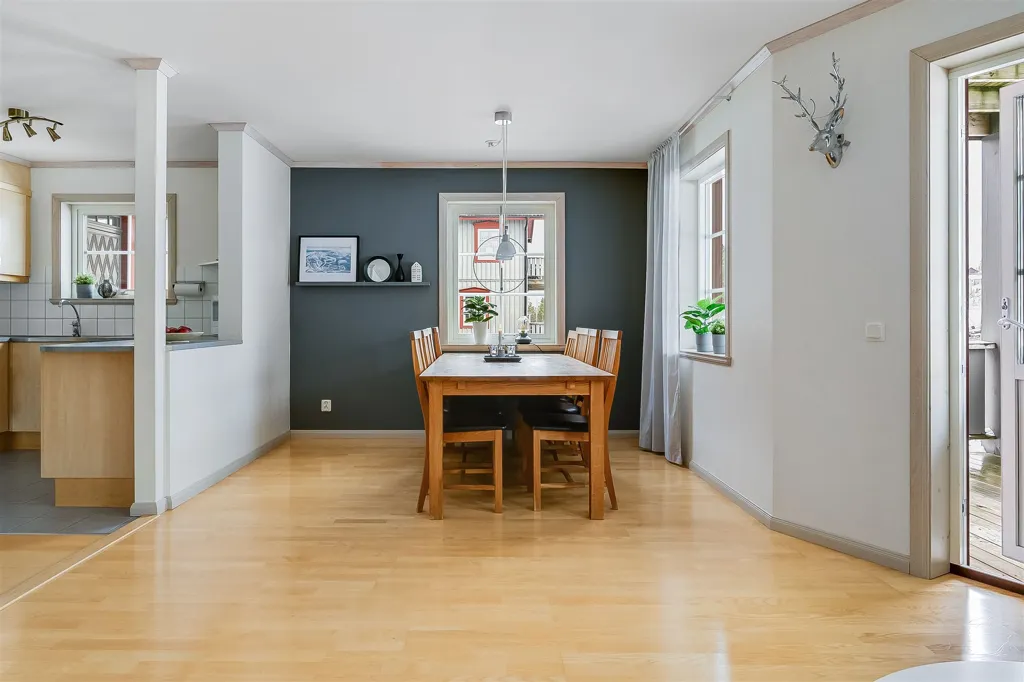 Salle à manger - Apartment with Ski Access in Klövsjö